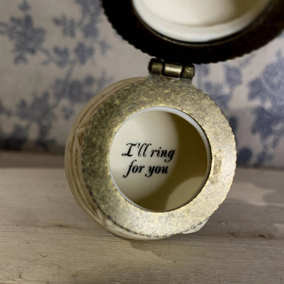 Department 56 Snowbabies "Ring For You" Bisque Hinged Box - Picture 2 of 8